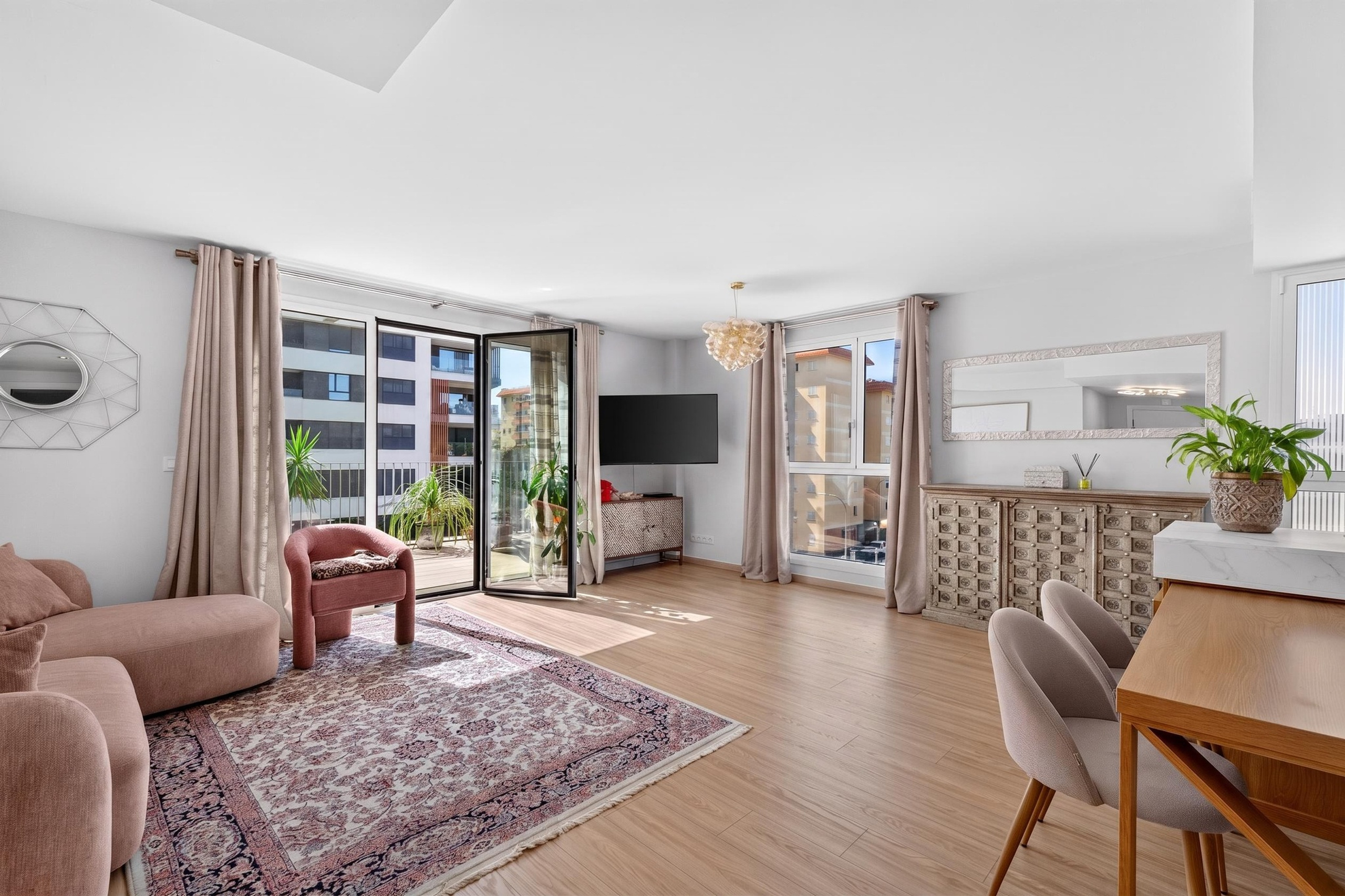Modern living with a resort-like atmosphere, photo 2 – Nou Llevant, Palma de Mallorca