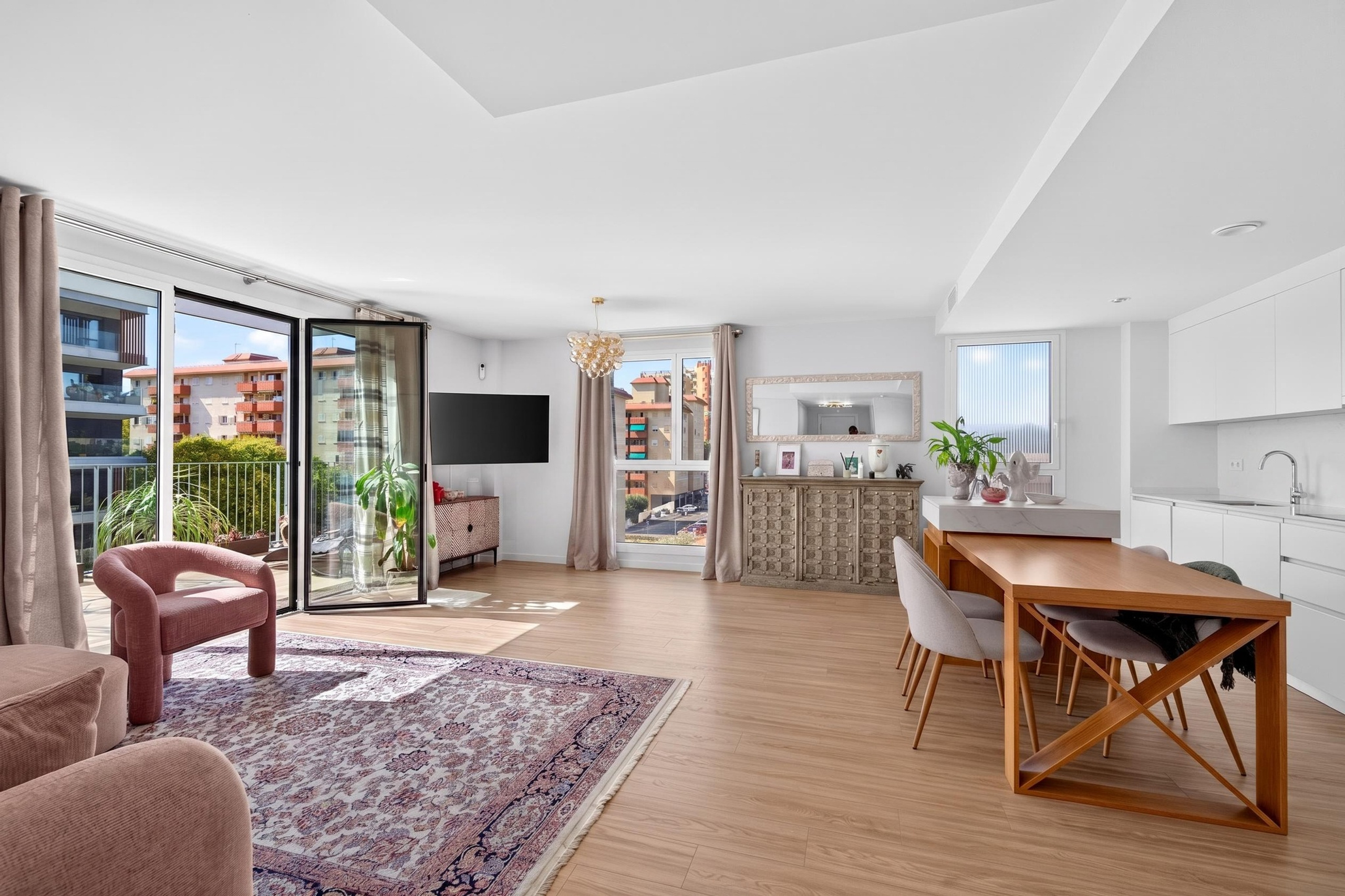 Modern living with a resort-like atmosphere, photo 1 – Nou Llevant, Palma de Mallorca