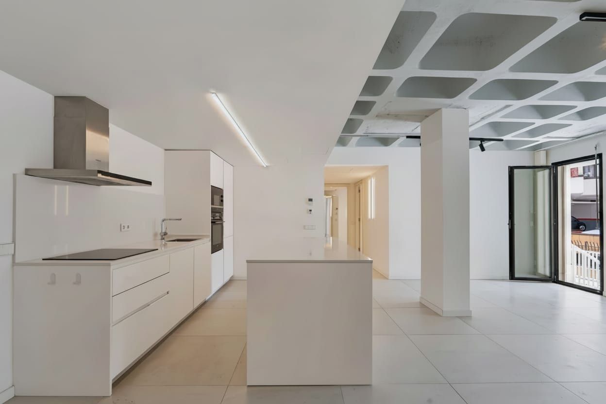 Spacious loft apartment with a fitness room in El Terreno, photo 1 – El Terreno, Palma de Mallorca